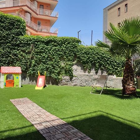 Appartamento Incantevole Con Parcheggio E Giardino CTA Exterior photo
