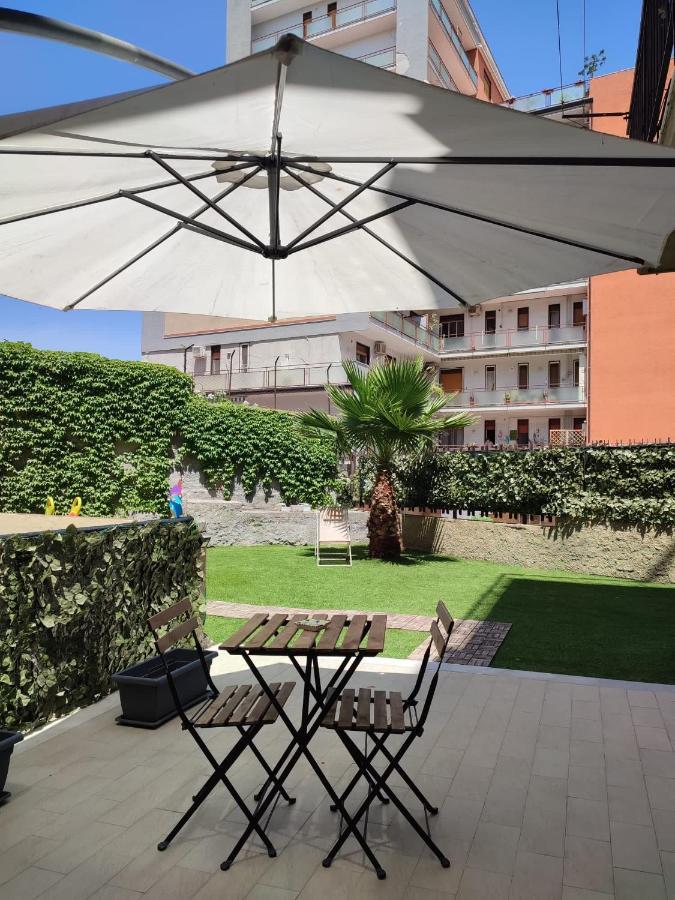 Appartamento Incantevole Con Parcheggio E Giardino CTA Exterior photo